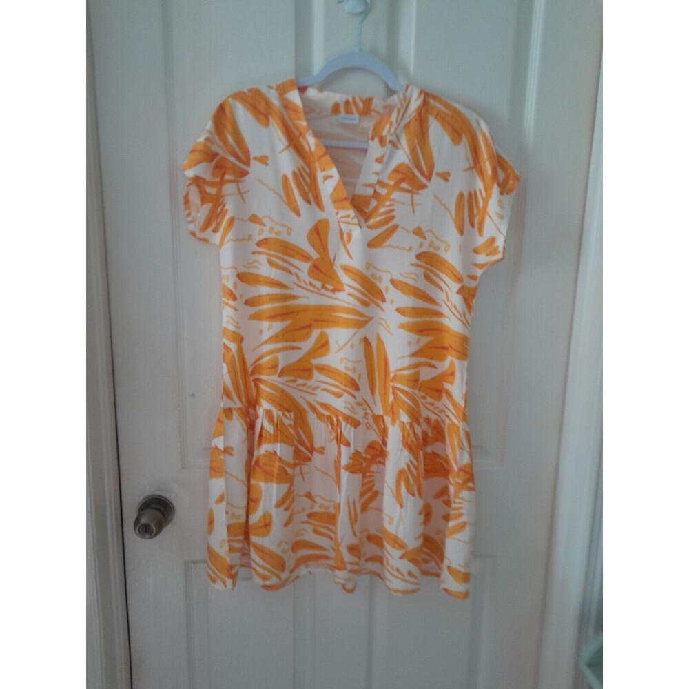 Lascana Goldish And White Color With Leaf Pattern dress. Size 4. B10